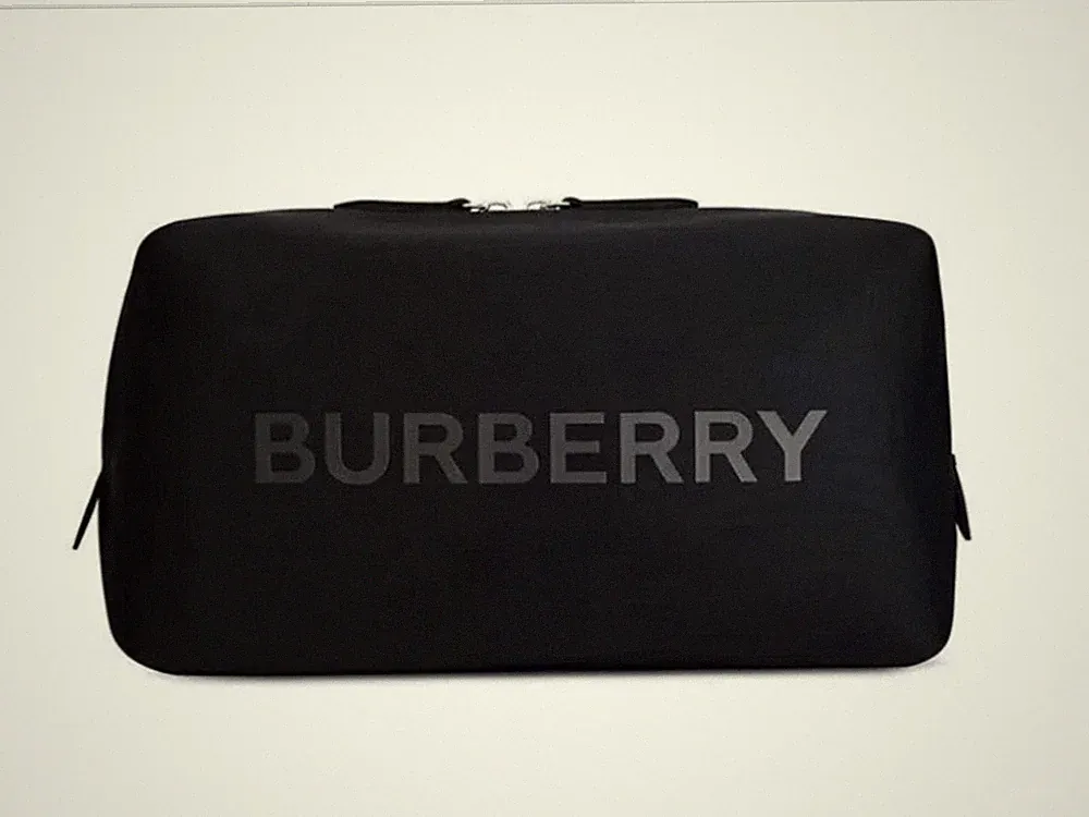 BURBERRY Beauty Black Pouch Cosmetic Travel Case Fragrance Promo New GWP, L@@k!