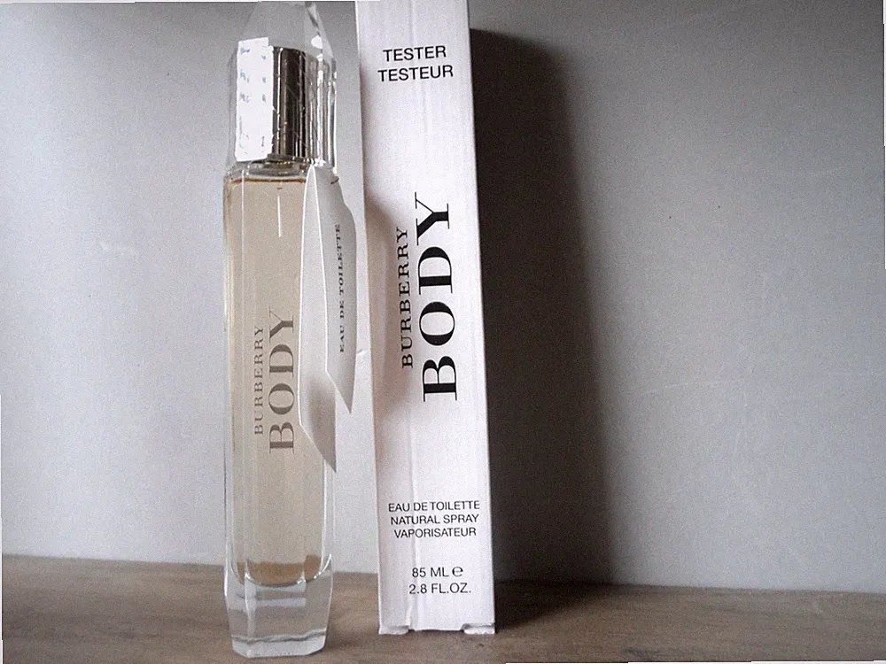 Burberry Body EDT Spray 2.8 oz / 85 ml New With Cap In White Box Original Formul