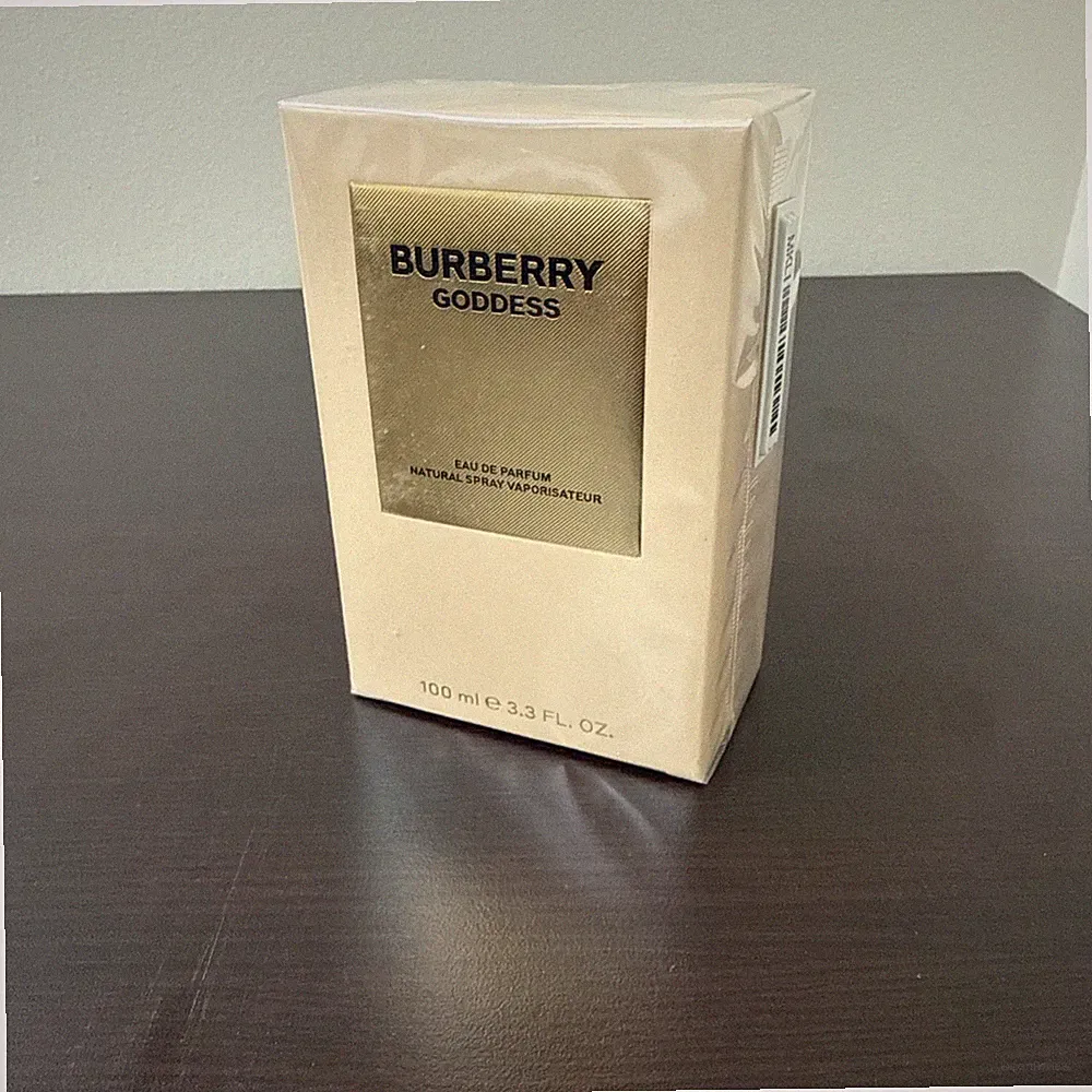 Burberry Goddess EDP Eau De Parfum Spray 3.3 oz New In Sealed Box FREE SHIPPING