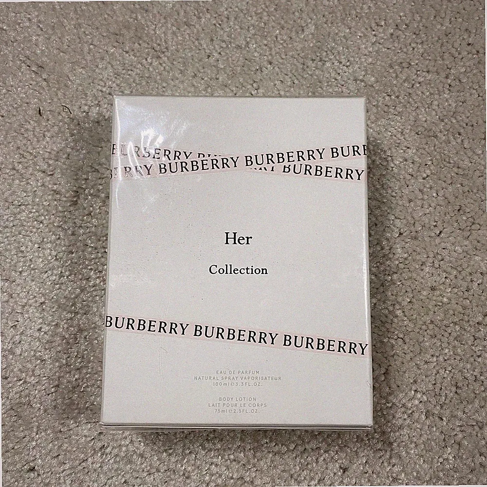 Burberry Her Collection Gift Set 3.3 Oz EDP + 2.5 Oz Body Lotion Women Fragrance
