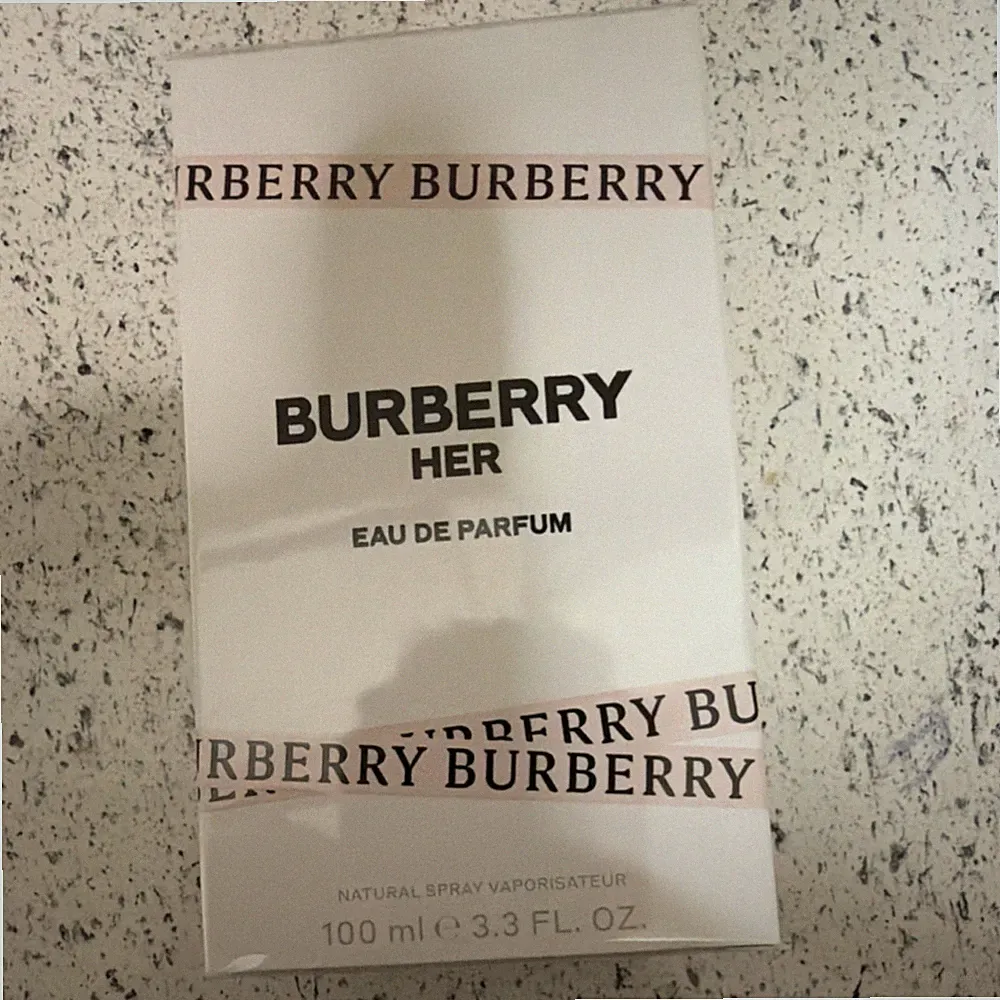 Burberry Her Eau de Parfum EDP Spray Fragrance, Regular Size 3.3 fl oz
