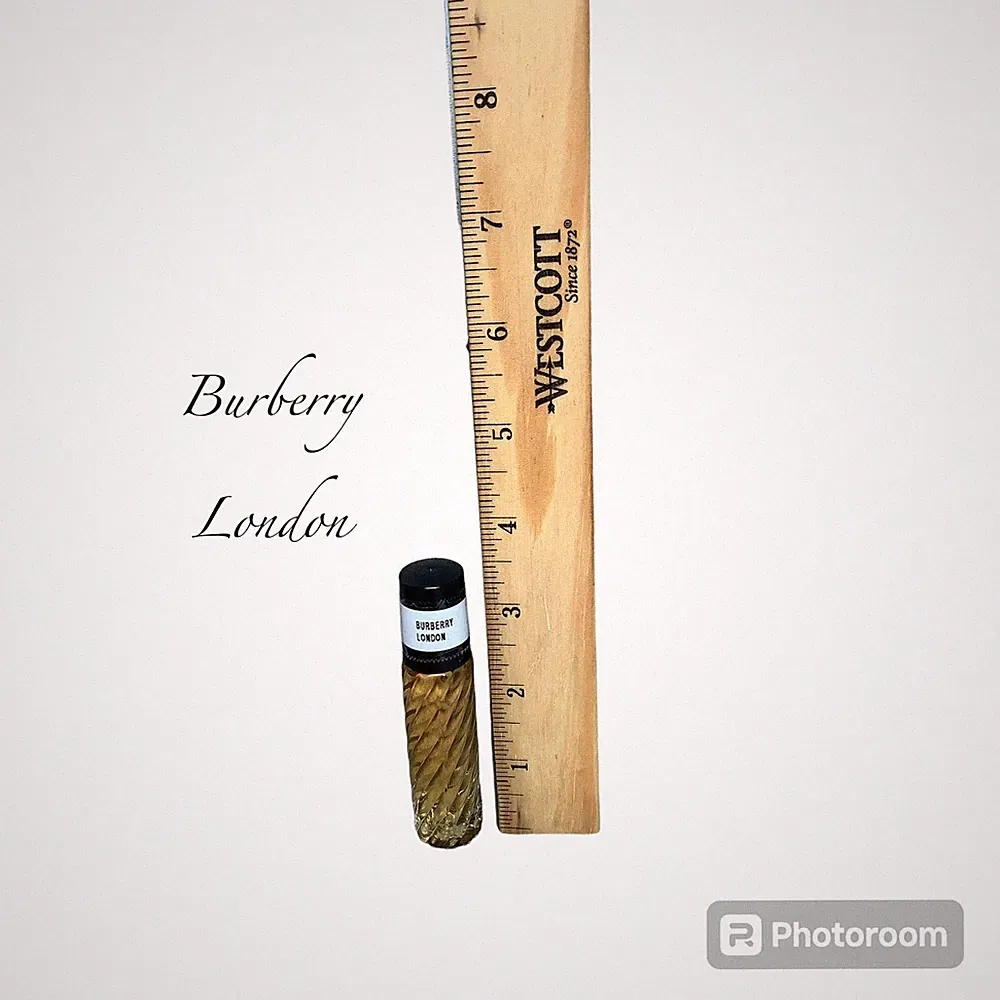 Burberry London (W) Thick & Concentrated Body Oil 1/3oz Bottle w/ Rollerball